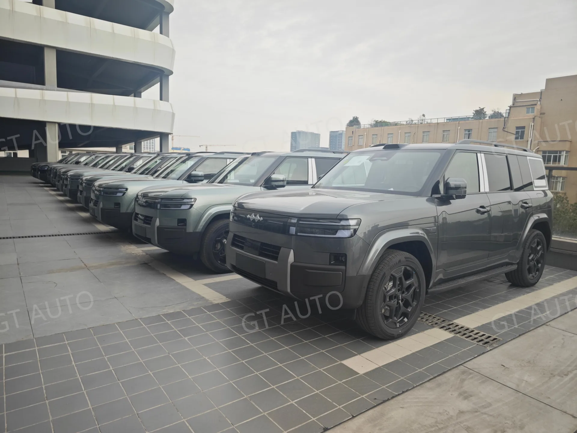 BYD Formula Leopard Ti 7 10