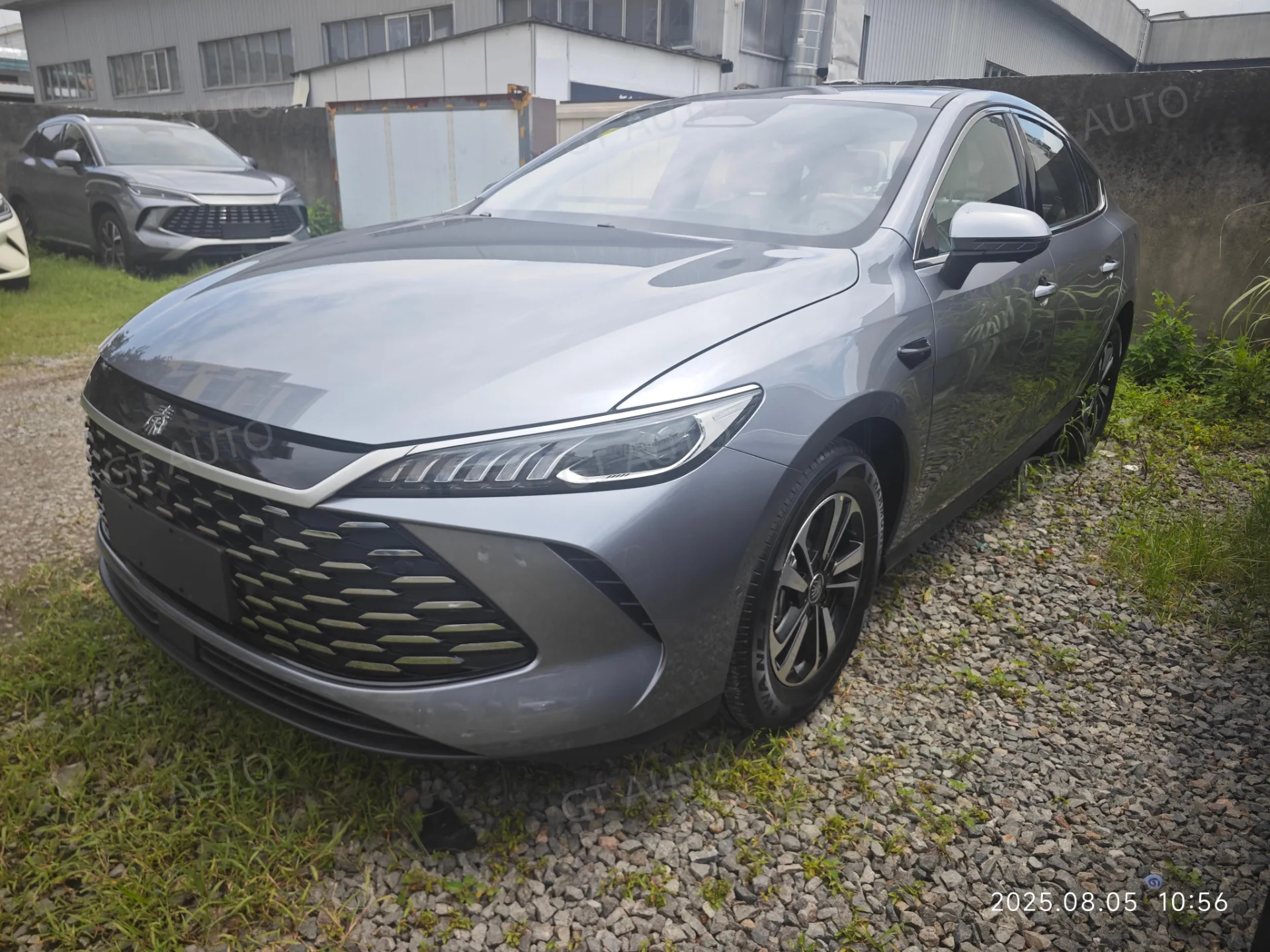BYD EV 3
