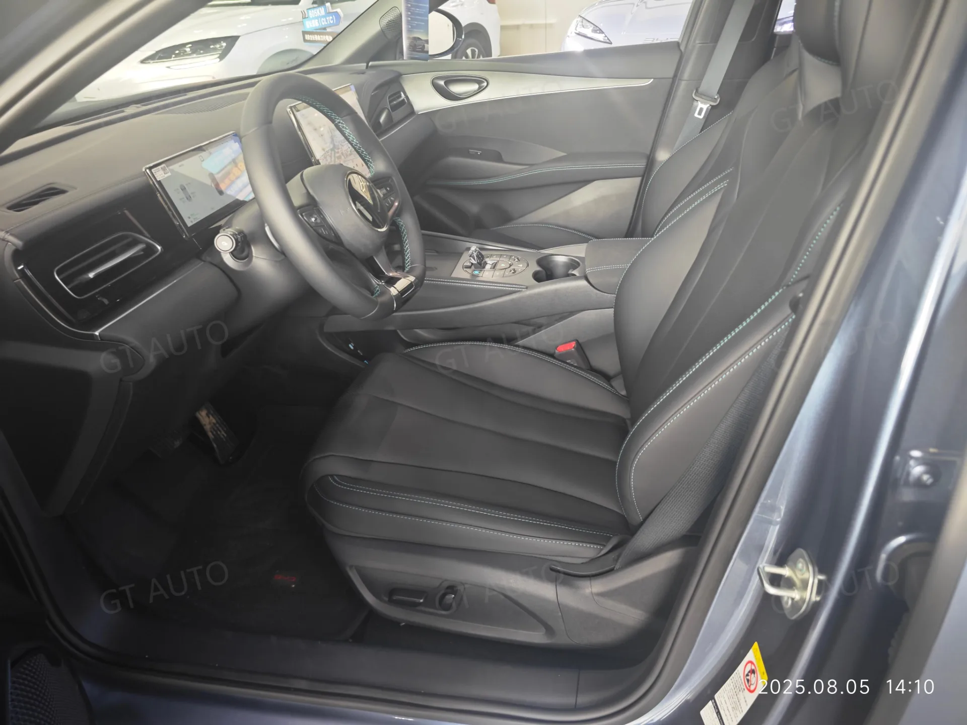 BYD EV 11