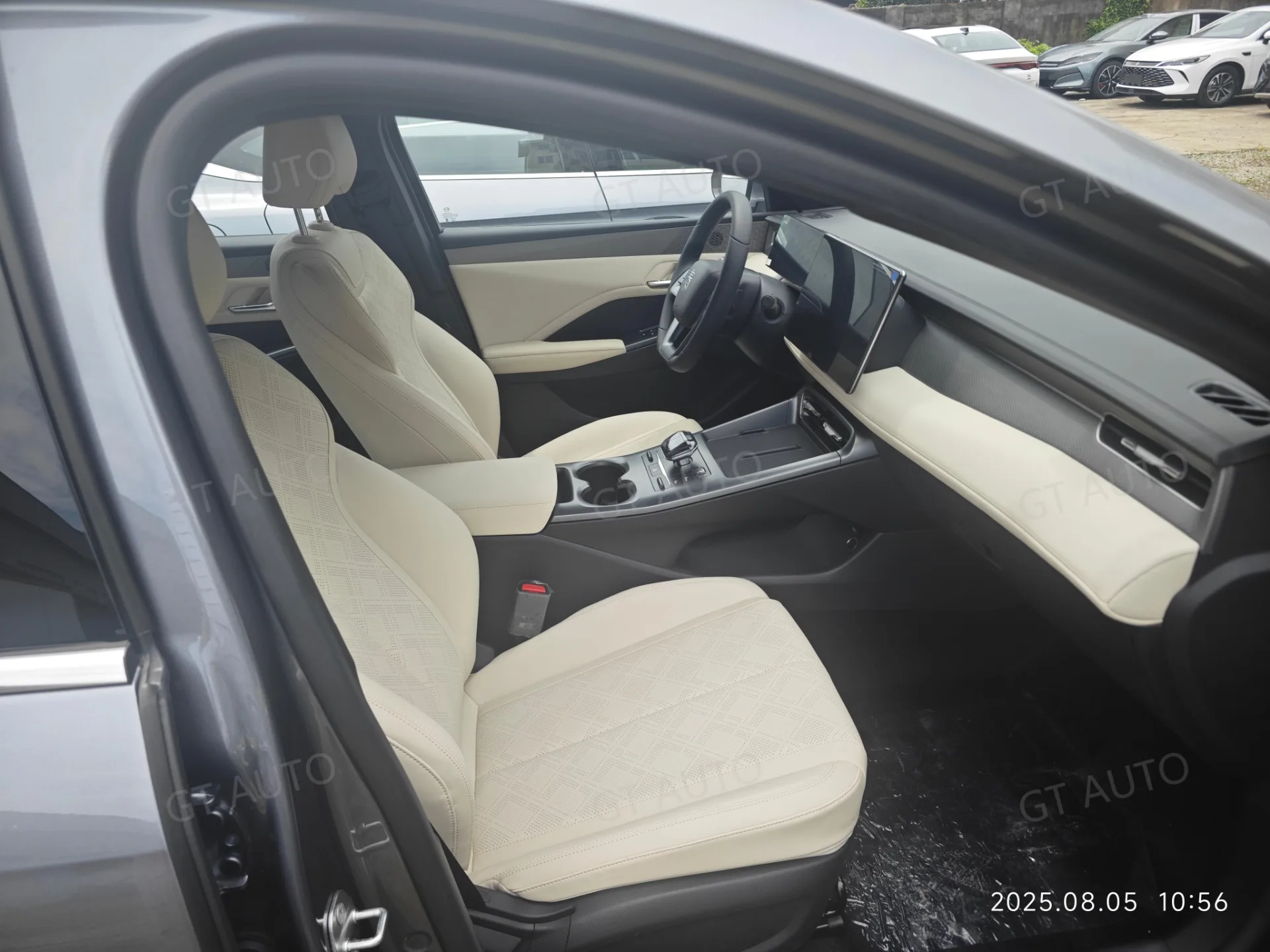 BYD EV 17